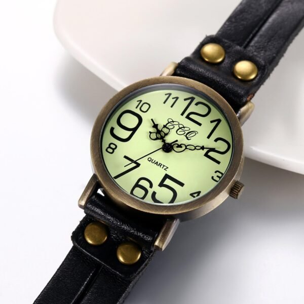 JewelryWe Vintage Leder Wickelarmband Uhr für Damen stilvoll und einzigartig